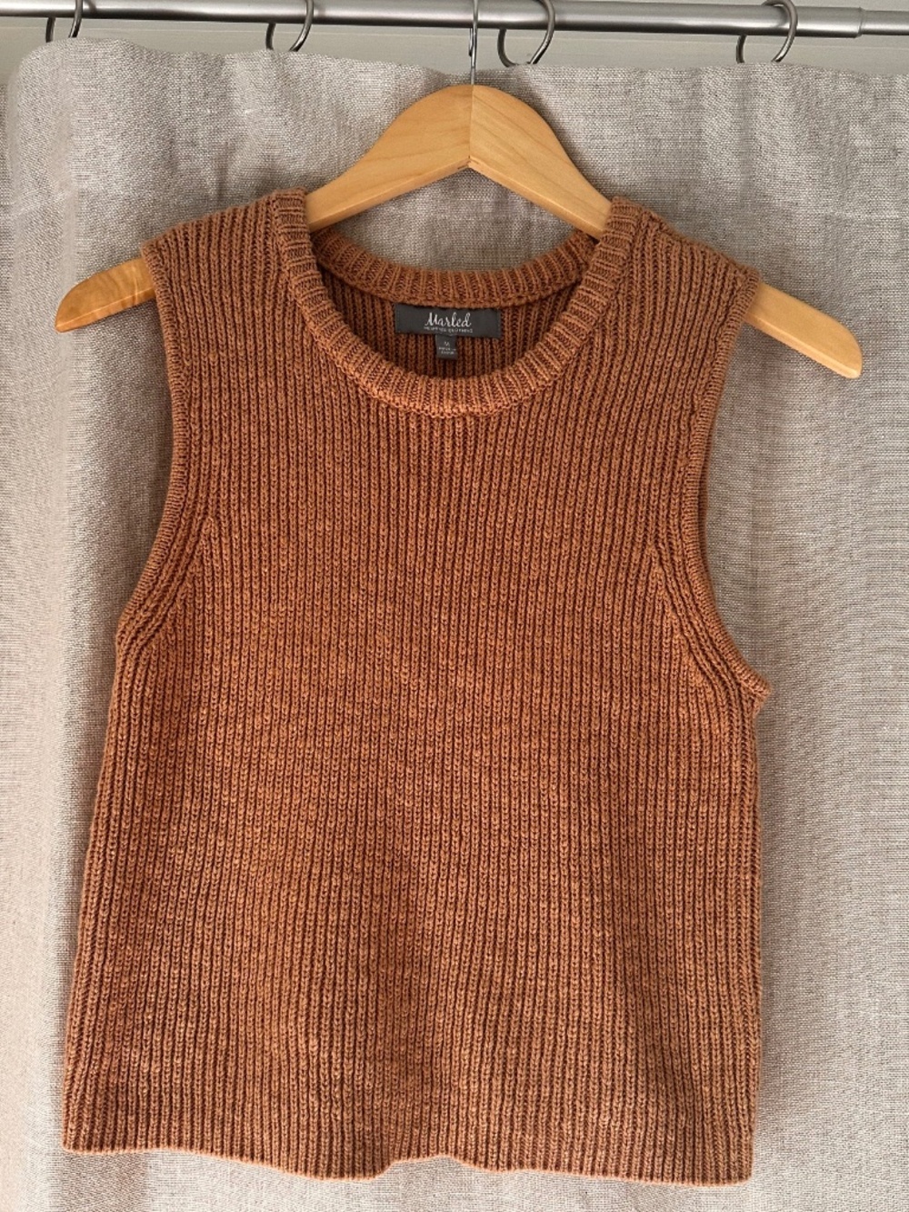 Fantastic Summer Knit Vest or Top!